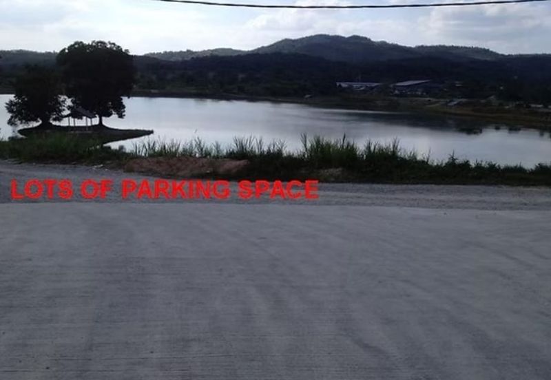 Semenyih Jalan Sungai Lalang warehouse for rent