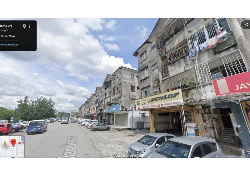 895 sq ft shop house for sale