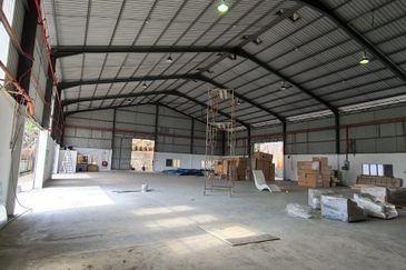 Petaling Jaya warehouse units for rent