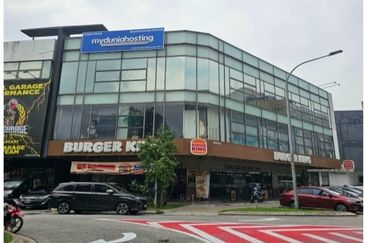 Medan Niaga Tasik Damai