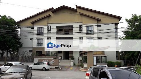 Sri Araville Townhouse, Selangor, Kayu Ara
