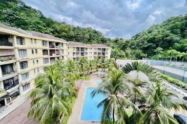 Waizuri Apartment at Seksyen 5 Wangsa Maju