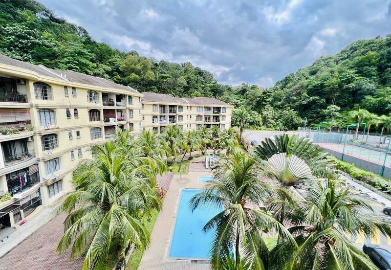 Waizuri Apartment at Seksyen 5 Wangsa Maju