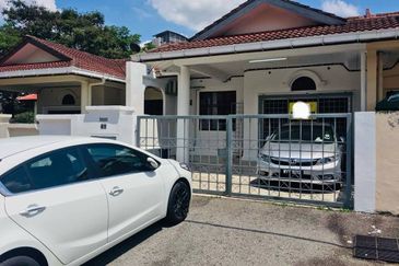 Single Storey Terrace Seksyen 4, Kota Damansara 