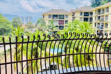 Newly Refurbished Waizuri 1 Apartment at Seksyen 5 Wangsa Maju