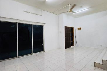 Sale 2-Storey Terrace House @ Keramat AU4