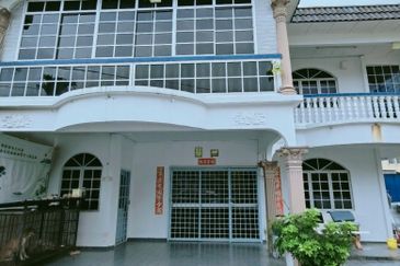 CORNER LOT 2 STOREY | TAMAN MELUR, AMPANG