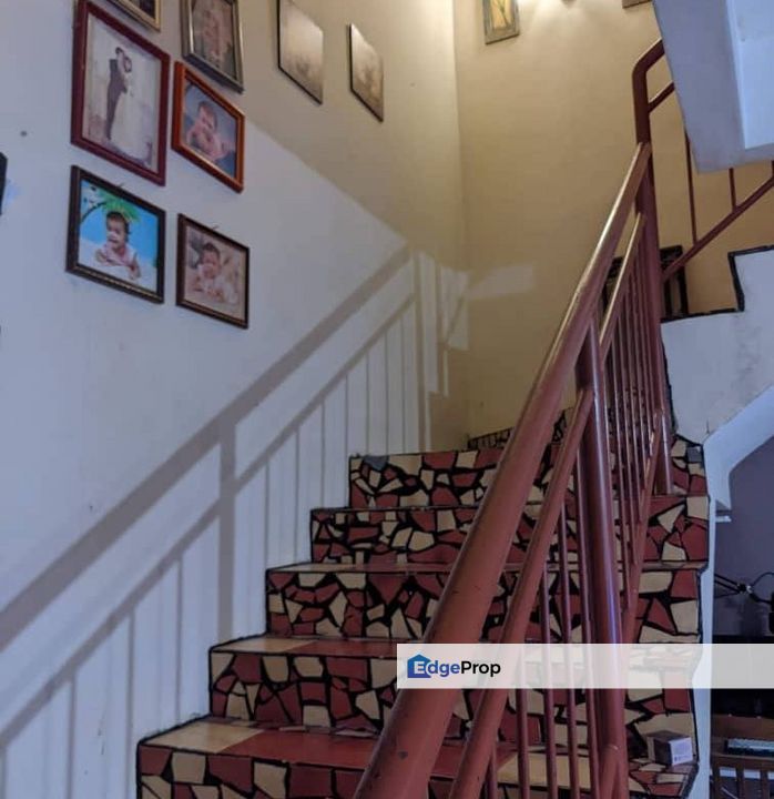 2 Storey Intermediate Terrace House Tamu Hill Park 2 Batang Kali., Selangor, Batang Kali