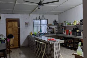 2 Storey Intermediate Terrace House Tamu Hill Park 2 Batang Kali.