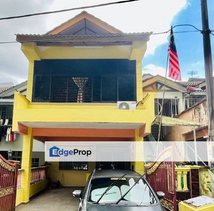 Townhouse Upper Floor, Taman Saga, Ampang, Selangor, Ampang