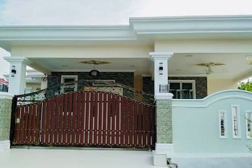 Corner Lot Banglo at Desa Salak, Sepang Selangor