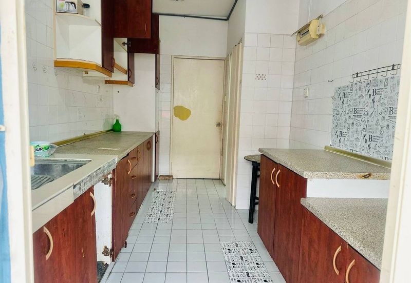 Baiduri Apartment @ Desa Pandan