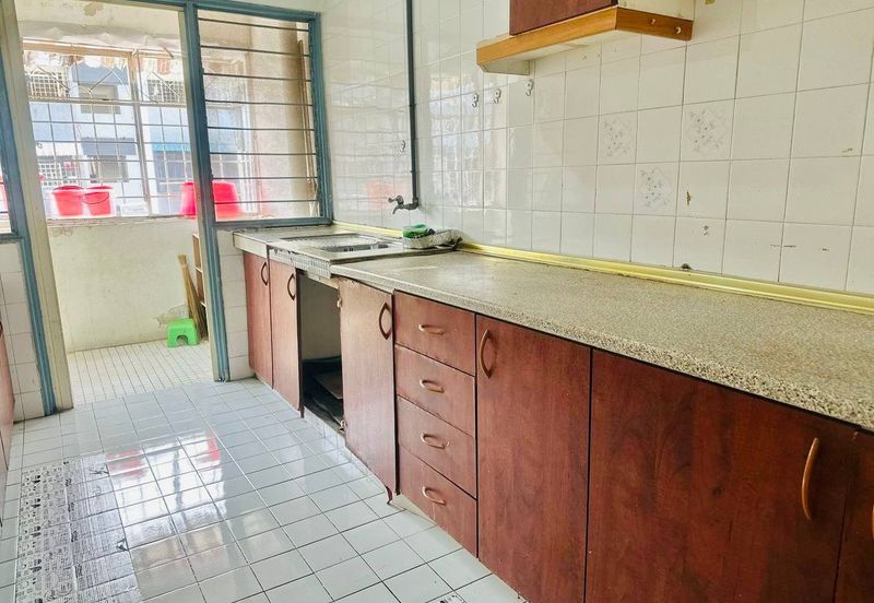 Baiduri Apartment @ Desa Pandan