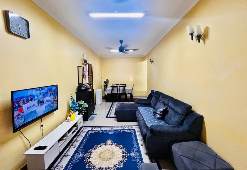 Sri Melor (Mulberry Court)