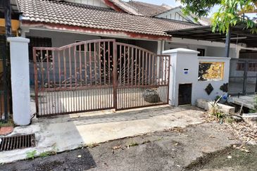 Single Storey Taman Desa Vista Bandar Baru Salak Tinggi Sepang