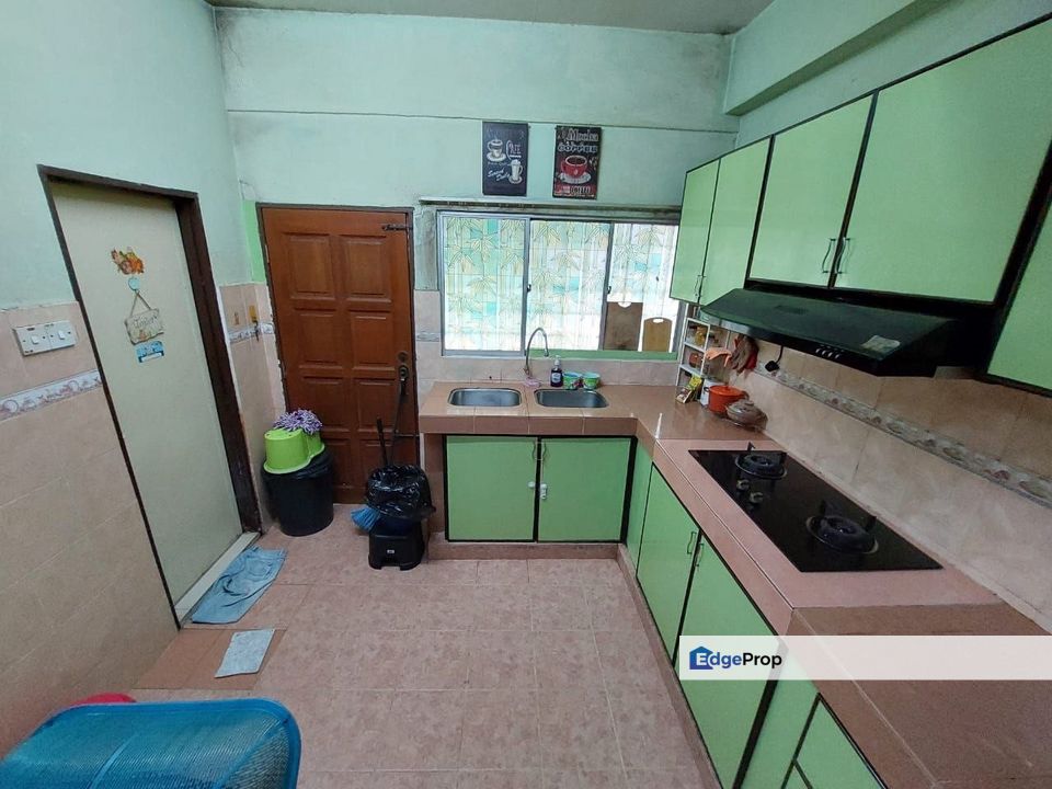 Double Storey Taman Sri Gombak Fasa 4, Selangor, Batu Caves 