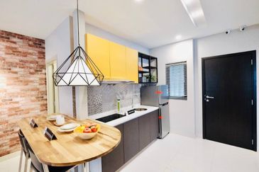 Corner Unit Liberty Arc Ampang Ukay