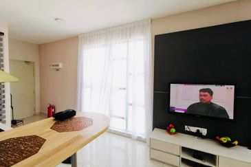 Corner Unit Liberty Arc Ampang Ukay