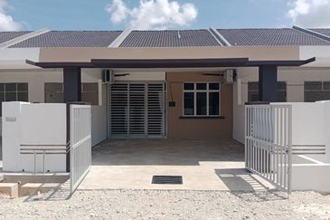 Teres SATU TINGKAT BANDAR KUANTAN PUTRI @ Sungai Soi