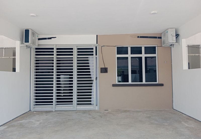 Teres SATU TINGKAT BANDAR KUANTAN PUTRI @ Sungai Soi