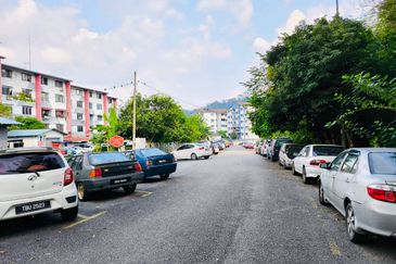 Flat Kelompok Tempua Blok A AU3 Keramat