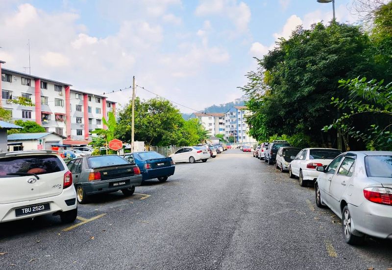 Flat Kelompok Tempua Blok A AU3 Keramat