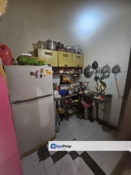 Shop Apartment, Jalan Cahaya 14, Taman Cahaya, Ampang, Selangor, Ampang