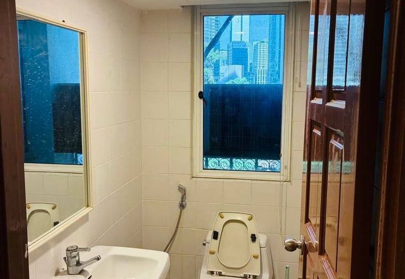 1A Stonor, KLCC Condominium