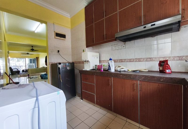 ANJUNG VILLA CONDO, BDR BARU SENTUL, KL FOR SALE