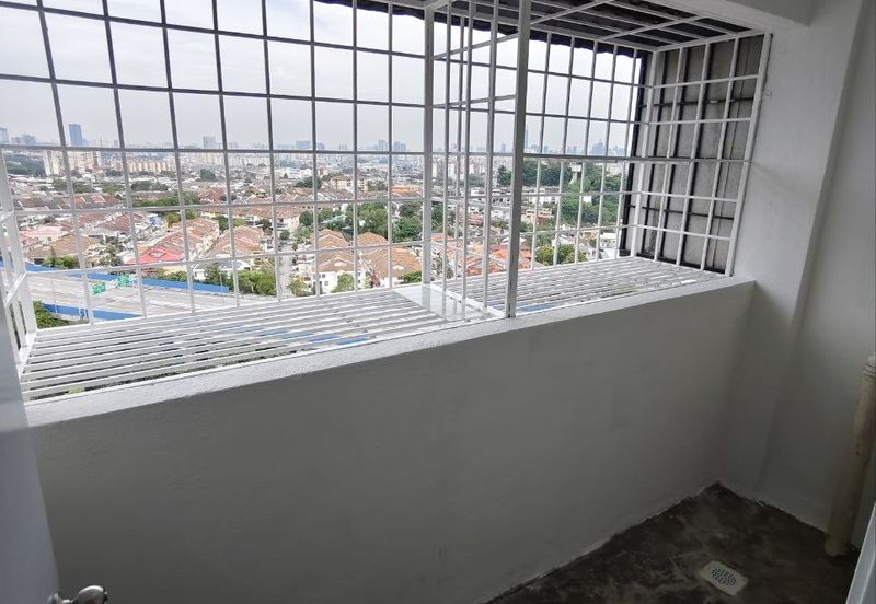 Flat Taman Industri Lembah Jaya Ampang
