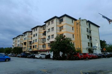 Pangsapuri KLH Menara KLH Bandar Puchong Jaya