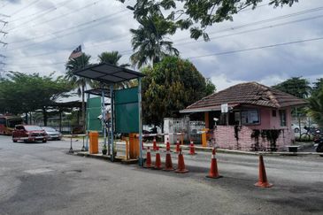 Komuter Raya Apartment Seksyen 19 Shah Alam