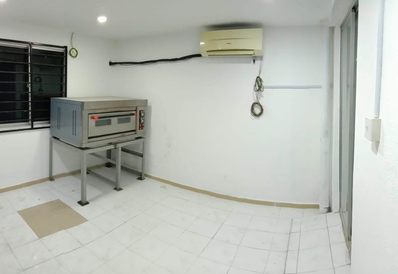 Double Storey Terrace PUJ 5/3 TMN Puncak Jalil Bandar Putra Permai, Seri Kembangan Selangor