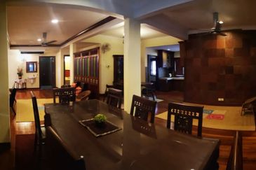 DOUBLE STOREY END LOT 📍BUKIT KERINCHI PERSIARAN PANTAI MURNI JALAN PANTAI MURNI 4