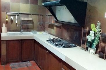 DOUBLE STOREY END LOT 📍BUKIT KERINCHI PERSIARAN PANTAI MURNI JALAN PANTAI MURNI 4