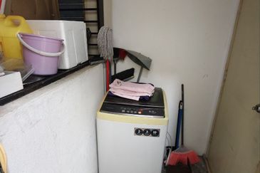 CEMARA 1 APARTMENT TAMAN BUKIT SEGAR JAYA CHERAS