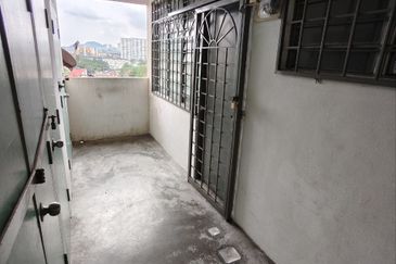 Flat Desa Lembah Permai, Lembah Jaya Utara Ampang