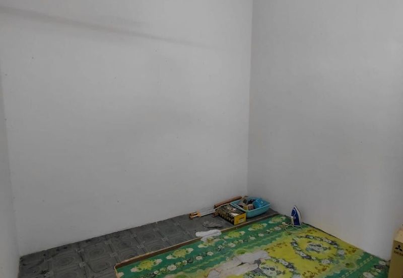 Single Storey Taman Desa Kundang Rawang