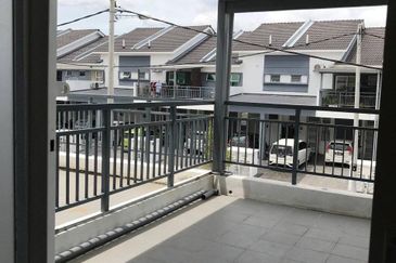 Simfoni Perdana, LBS Alam Perdana, 42300, Bandar Puncak Alam, Selangor.