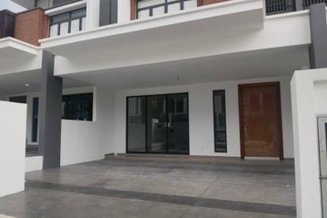 DANAU EMBUN (JOYA) GAMUDA GARDENS, RAWANG 2-storey Terraced House
