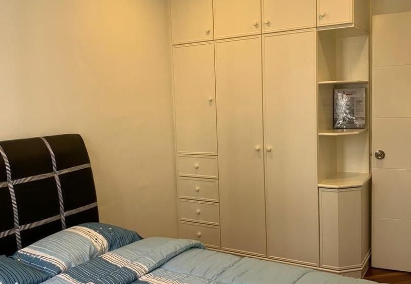 VISTA KIARA CONDO, MONT KIARA