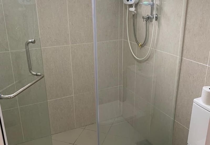 VISTA KIARA CONDO, MONT KIARA