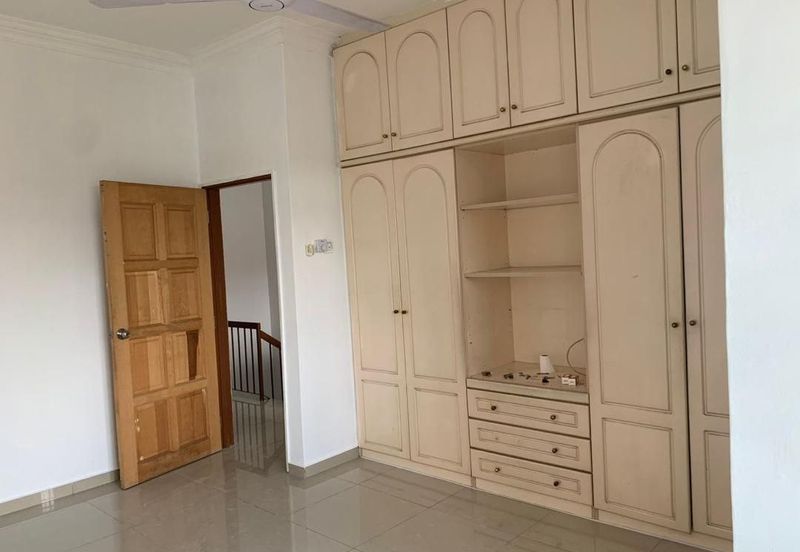 SERDANG RAYA, SERI KEMBANGAN