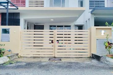 2 Storey Terrace House @ Taman Sierra Ukay (Serenia Garden), Ukay Perdana, Ampang