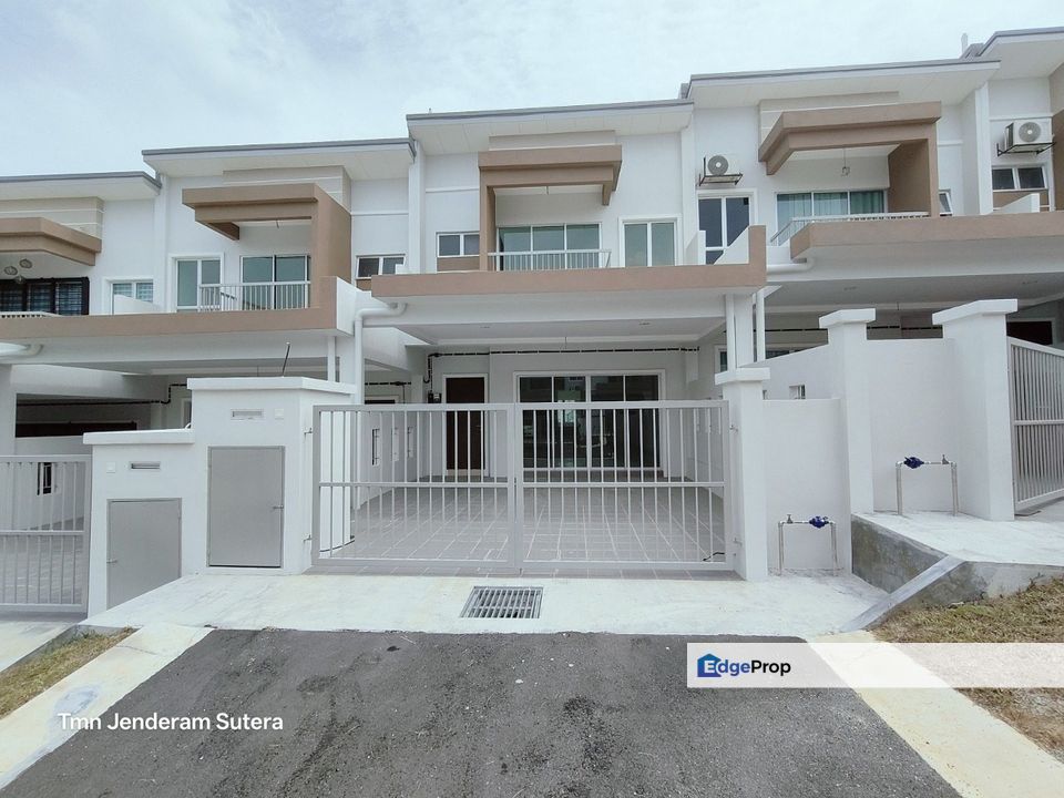 DOUBLE STOREY TERRACE | TAMAN JENDERAM SUTERA, DENGKIL, Selangor, Dengkil