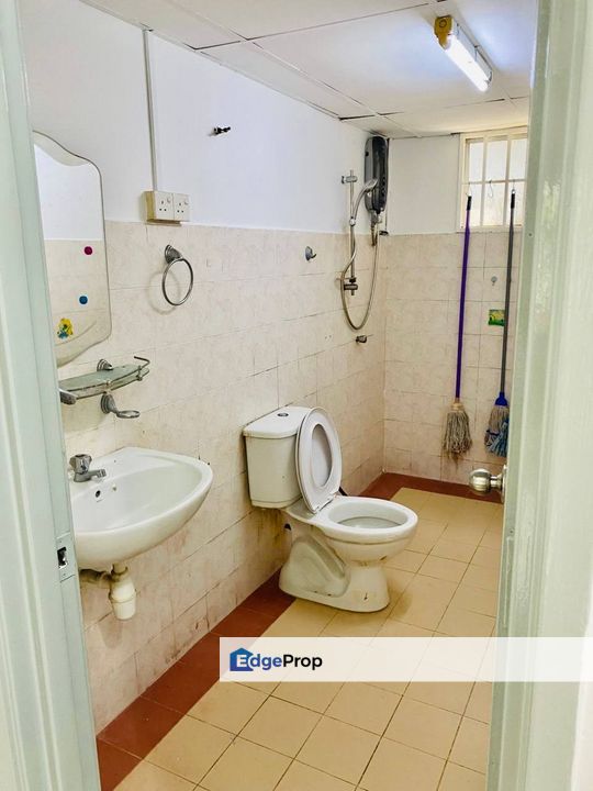 Ground Floor with Balcony Pesona Villa Apartment @ Taman Melawati, Selangor, Taman Melawati