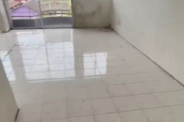 PENTHOUSE DUPLEX APARTMENT AMANSARA KUANTAN PAHANG