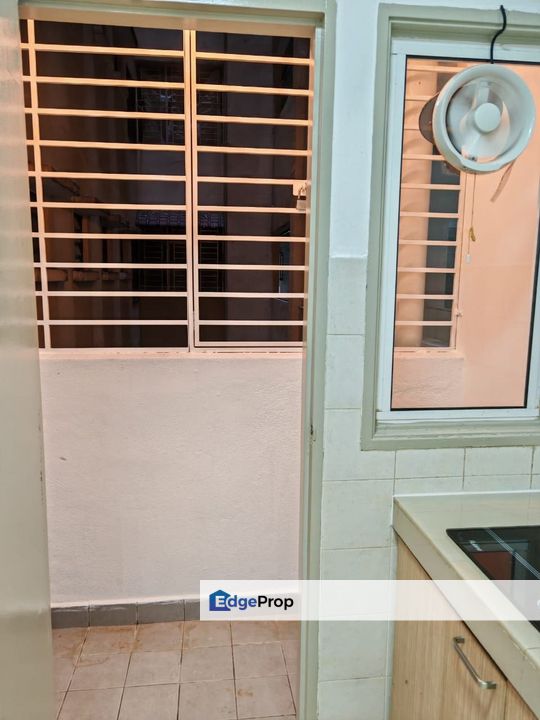 Apartment Mandarina Court Taman Connaught Cheras KL, Kuala Lumpur, Cheras