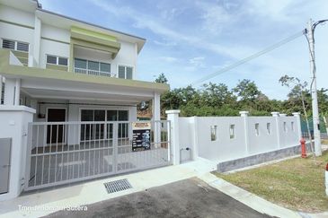 CORNER DOUBLE STOREY TERRACE | TMN JENDERAM SUTERA, DENGKIL