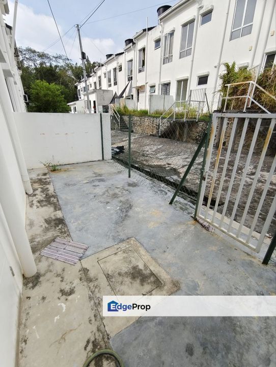 Double Storey Link Precint 2 Taman Tiara Sendayan Bandar Sri Sendayan Labu Negeri Sembilan, Negeri Sembilan, Labu